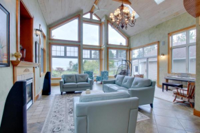 Lakefront Algoma Home with Deck, Grill and Fireplace